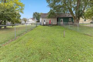 Simple Comfort 1 Bed 1 Bath Near Downtown Indy - 7