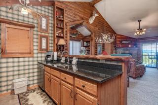 2BR Village At Indian Point 1009 near SDC-Free Tickets Daily up to $500 - 7