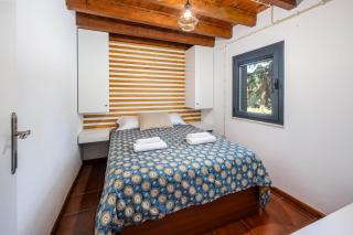 Quintinha do Varoso - Little Red Cottage House - 1