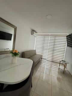 Apartamento amoblado, cómodo y cerca de lo mejor de la ciudad - 4