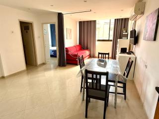 Bel appartement Kikar Hatzmaout, centre et plage - 3