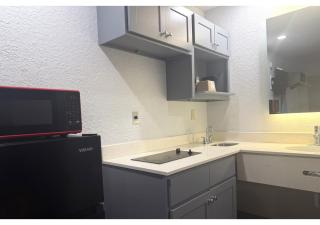 Economy Lodge by Hotel O Texas City - 3