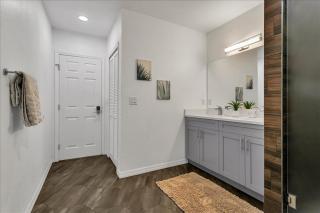 roomstr Hawaii Room 1 Bedroom in South Tampa with Shared Full Bathroom & FREE COFFEE - 5