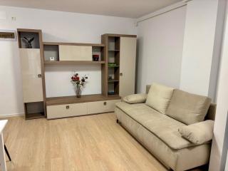 Elegant New Studio - 3