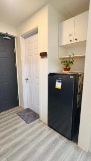 Amani Bldg B520 Classy & Simple Retreat - 4