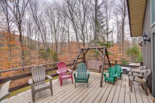 Community Perks Retreat with Thirteenth Lake Access - 7