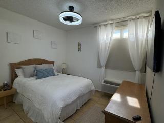 Beachfront Serene Apt at Victoria del Mar 3F - 4