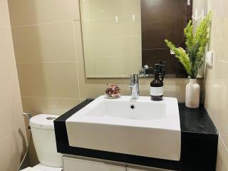 Elegant and Modern Style Venice Luxury Residences - 5