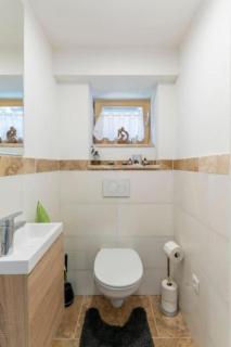 Holiday Home Leibnitz # Zentral & Ruhig für Paare, Familien & Gruppen - 4