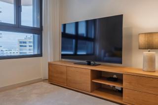 Upscale 1BDR with Pool & Parking by LovelyStay - 1