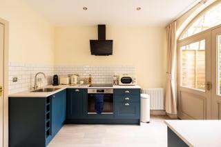 Delabere House - Luxury Cotswolds Holiday Apartments - 1