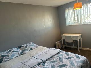 The Sawyers Court Home - 5