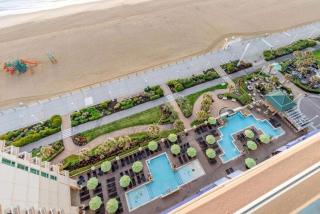 Hilton Ocean Beach Club Resort, Virginia Beach, VA - 2BR Suite - Virginia Beach - 8