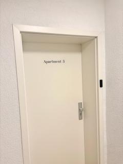 Basilisk Homes - in Grenzach-Wyhlen bei Basel - 4 x Moderne Fewos je 1bis2, 1bis4 oder 1bis6 Pers mit Küche und Balkon oder Terrasse - Parkplätze vorhanden - 8