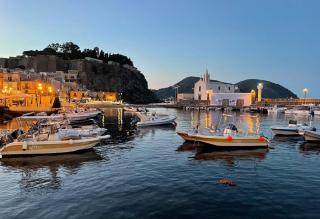 Marina Palace Apartments & Terrace - 9