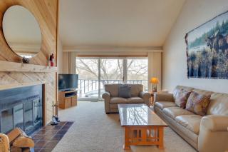 Bellaire Townhome on Summit Mtn with 2 Balconies! - Bellaire - 6