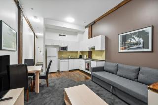 Cosy Apartment in front of Darling Harbour and ICC - 1