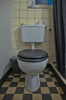 Kiwi Chalet - Mountain Views & Cozy NZ Vibes - 6