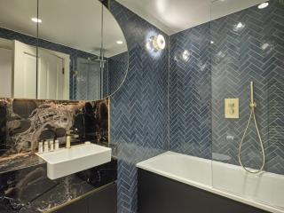 Exclusive 4 bed - Brand New Penthouse - 1