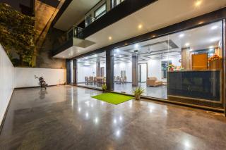 Hotel Aura Grand sector 63A Noida I Couple Friendly - 7