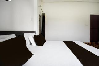 SPOT ON Hotel Gold Inn - 9