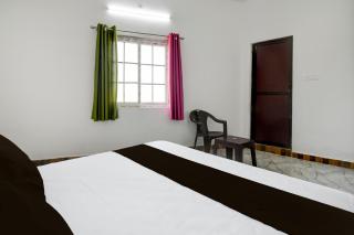 SPOT ON Hotel Gold Inn - 3