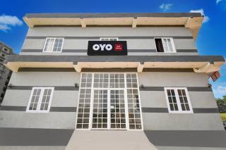 SPOT ON Hotel Gold Inn - 1