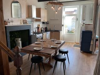 CHARMANTE MAISON 1900 classée 3 étoiles avec terrasse vue sur les toits - 8