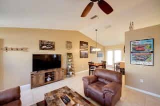 Screened Porch and Pool Access Cozy Sebring Condo - 6