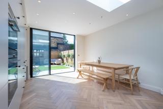 Modern 3BD Home with Garden West London - 2