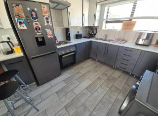 Dana Bay Holiday Home - 8