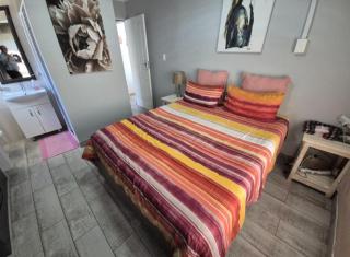 Dana Bay Holiday Home - 4