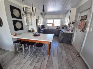 Dana Bay Holiday Home - 1