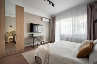 Trendy 2BR on Regina Elisabeta - Balcony with Cismigiu Park Views - 9