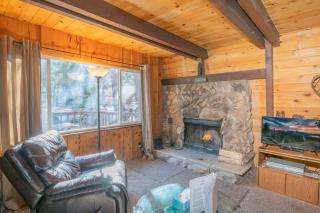 Prescott's Place - Close to Slopes, Hot Tub, Fireplace, Deck, BBQ - 1