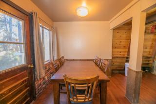 Prescott's Place - Close to Slopes, Hot Tub, Fireplace, Deck, BBQ - 4