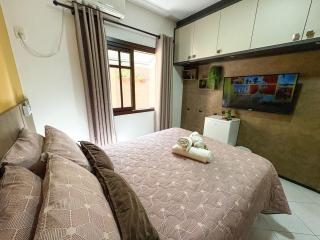 Hospedagem com café da manhã - Quarto 2 - Hospedaria Orquídeas de Bombinhas - 1