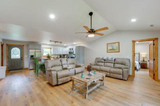 Families Welcome! Creekside Escape in Summerville - 3