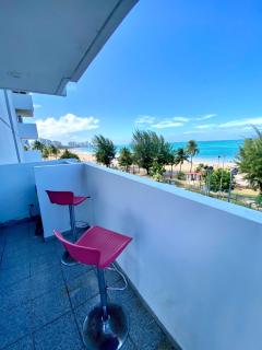 Oceanfront Isla Verde 2B 2B Apartment Paradise Getaway - 2