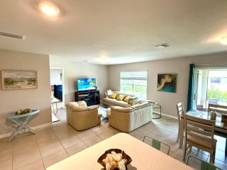 Spacious Home near beaches, golf courses, river - 8