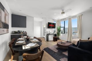 Near Beach & Airport with King Bed & EV Charger - 9