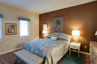 Swim, Golf and Relax Myrtle Beach Unit in Tidewater - 1