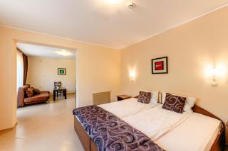 ArdoVel Park Hotel - 1