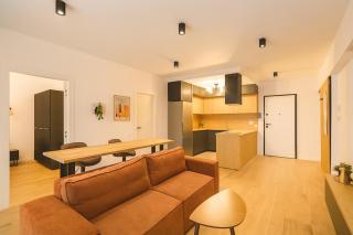 Central ONE Serenity Loft plus Parking - 0