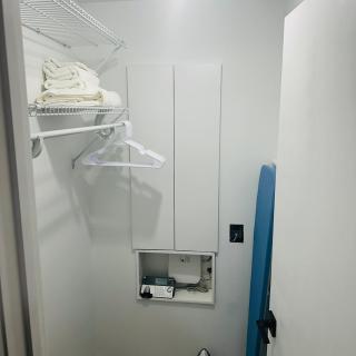 Modern Basement Suite near West Edmonton Mall - 6