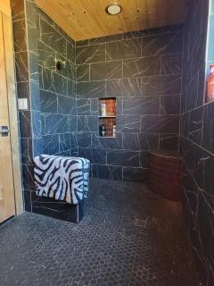 Private Retreat with Pond, Pool and Hot Tub - 3