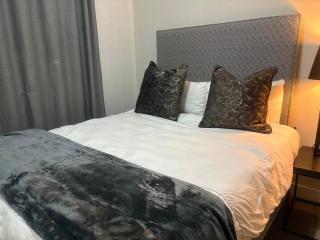 The Cube Rivonia Sandton Luxury Suites - 7