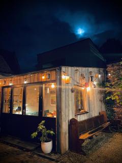 Tiny House The Bird House - 0