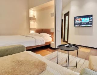 Kyiv Center Romantic Apartment - 9