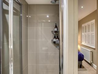 Notting Hill Hyde Park Cosy 2 Bed 2 Bath Flat - 3